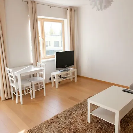 Quiet & Modern Downtown 1br, Near Bus Station & Airport * Tallinn